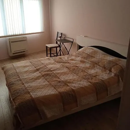 джессика апартмент * 大特尔诺沃